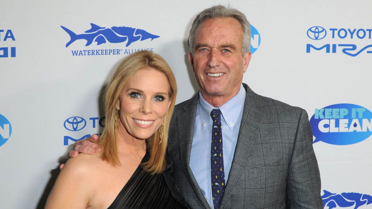 Actress Cheryl Hines won't be at every RFK Jr. political event, says she has her 'own career'