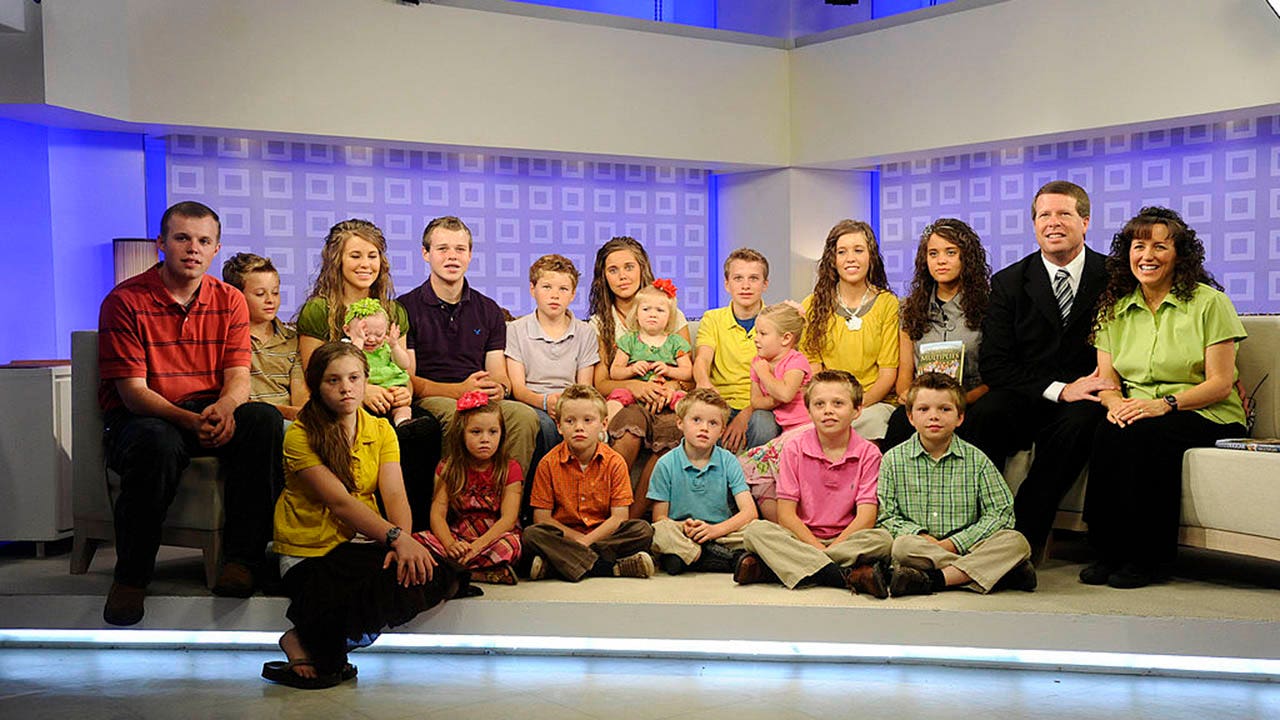 Duggar docuseries 'Happy Shiny People' reveals shocking secrets about reality TV family