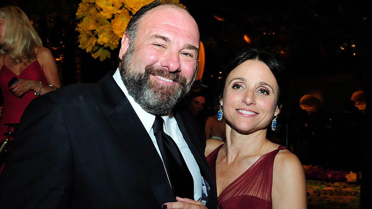Julia Louis-Dreyfus recalls working with 'tender' late 'Sopranos' star James Gandolfini: 'A teddy bear'