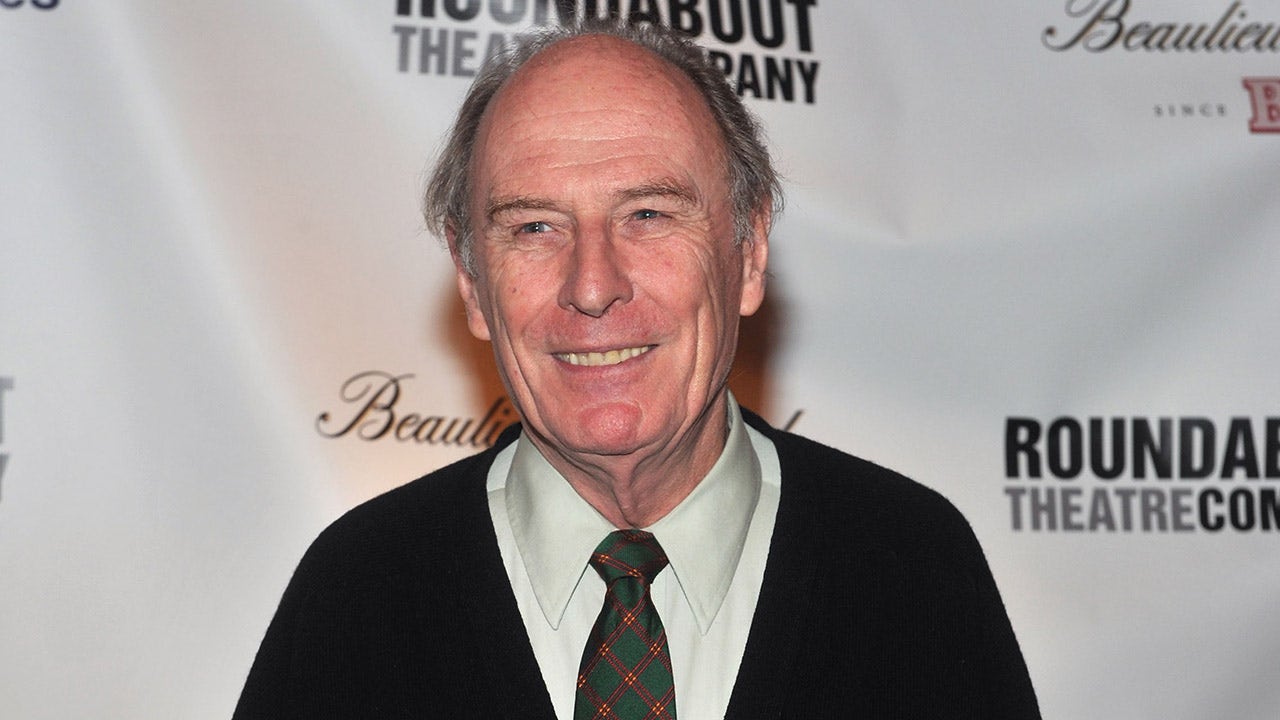 'Friends' star Paxton Whitehead dead at 85
