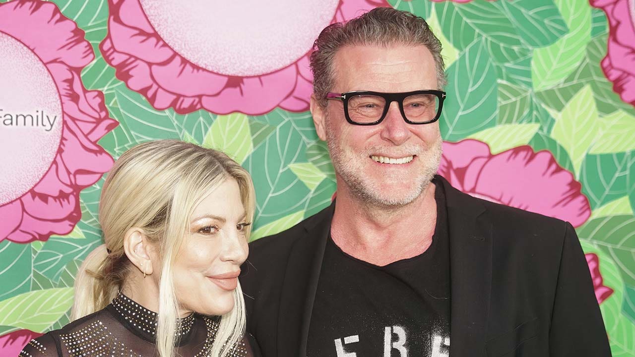 Tori Spelling, Dean McDermott going 'separate ways' after 17-year marriage, 5 kids: report