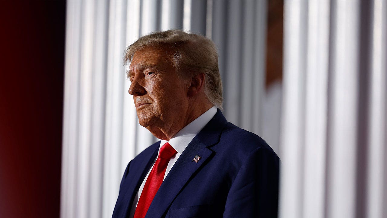 Donald Trump to speak at the Alabama Republican Party summer dinner in August