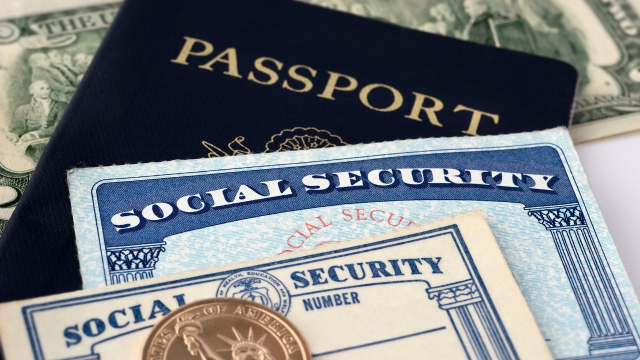 Passeport et cartes de sécurité sociale