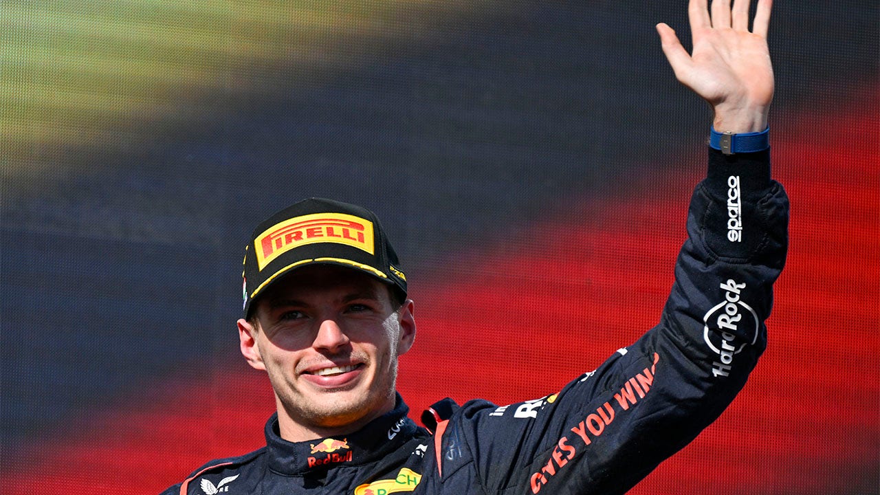 Max Verstappen salutes crows