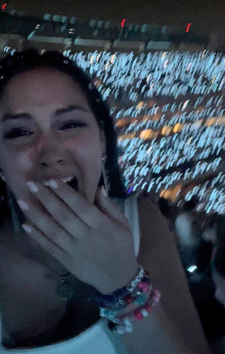 new york girl excited at concert