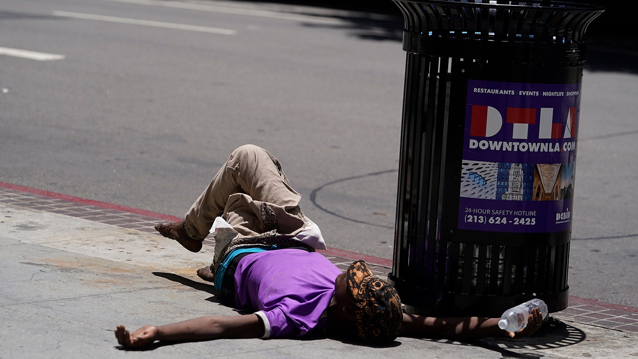 Excessive heat warnings remain in place across US, expected to last at least through Monday