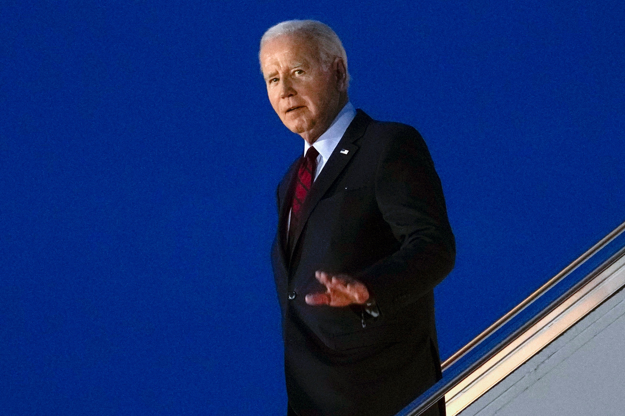 More journalists are telling Biden to hang it up, advice he’s sure to ignore