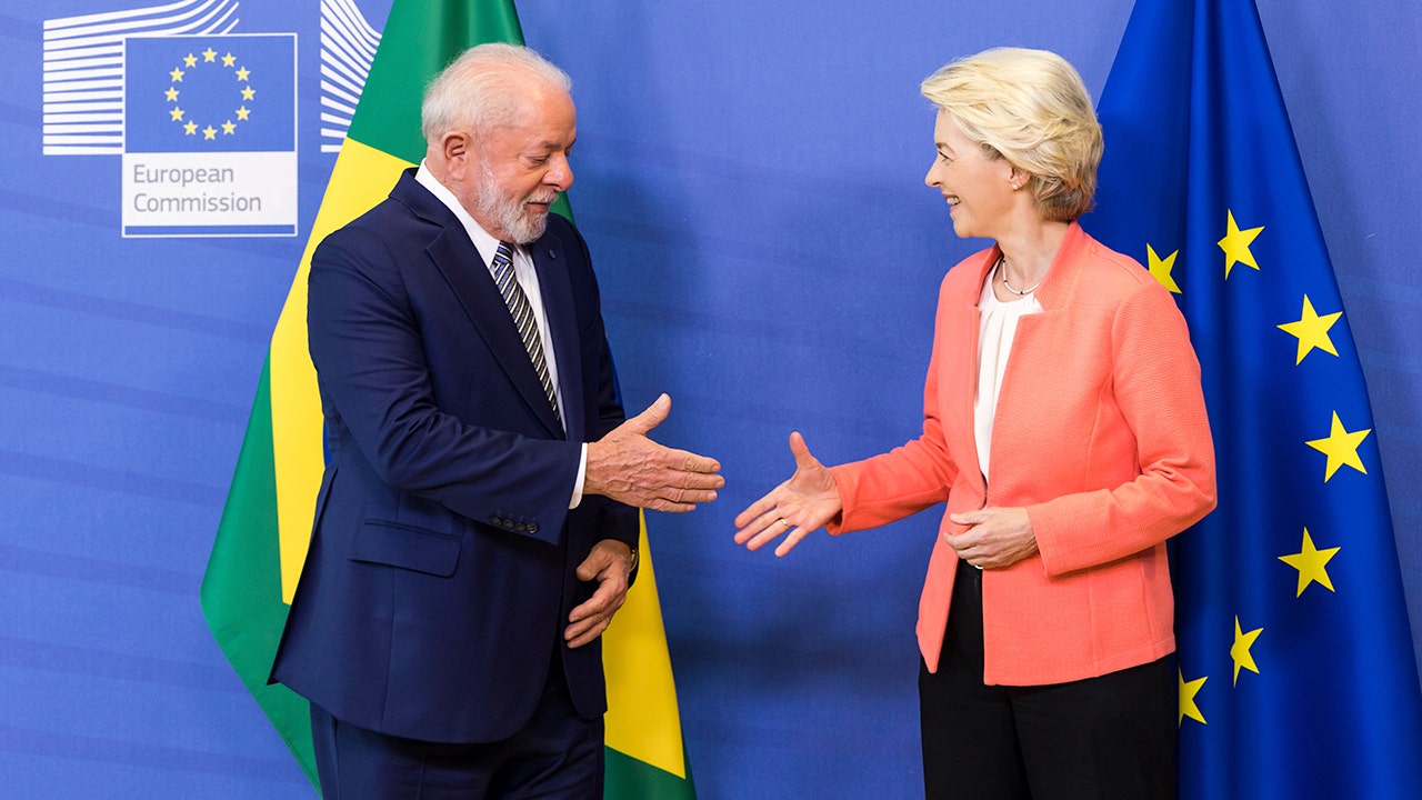 يعقد قادة من الاتحاد الأوروبي وأمريكا اللاتينية القمة الأولى منذ 8 سنوات على أمل إحياء العلاقات