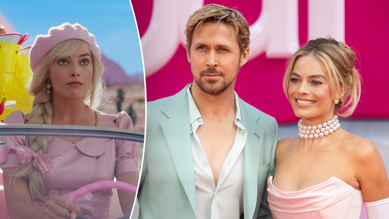 USA. Ryan Gosling and Simu Liu in a scene from the (C)Warner Bros new film:  Barbie (2023) . Plot: To live in Barbie Land is to be a perfect being in a