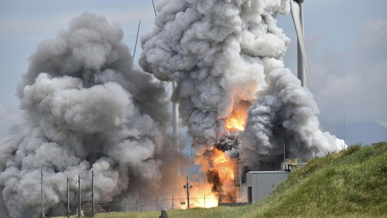 انفجار صاروخ تابع لوكالة الفضاء اليابانية أثناء الاختبار ولم ترد أنباء عن وقوع إصابات