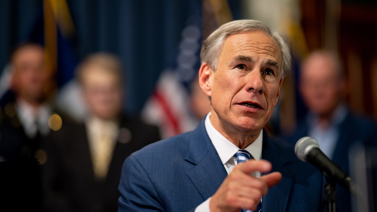 Texas Gov Abbott swipes Biden in latest war of words over border security, impending DOJ lawsuit