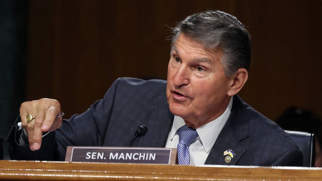 وجد الاستطلاع أن موظفي Manchin و Tester هم الأقل تنوعًا بين الديمقراطيين في مجلس الشيوخ