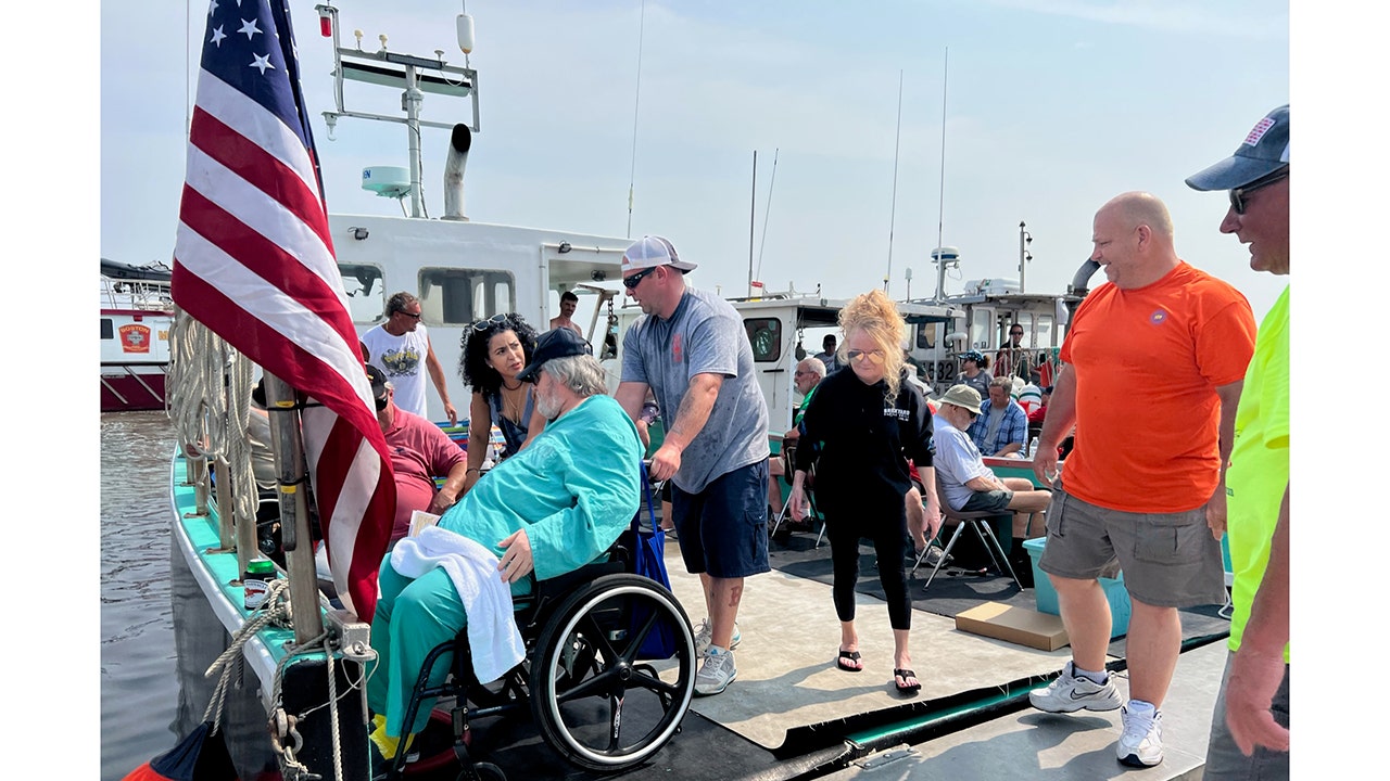 Veterans on boats