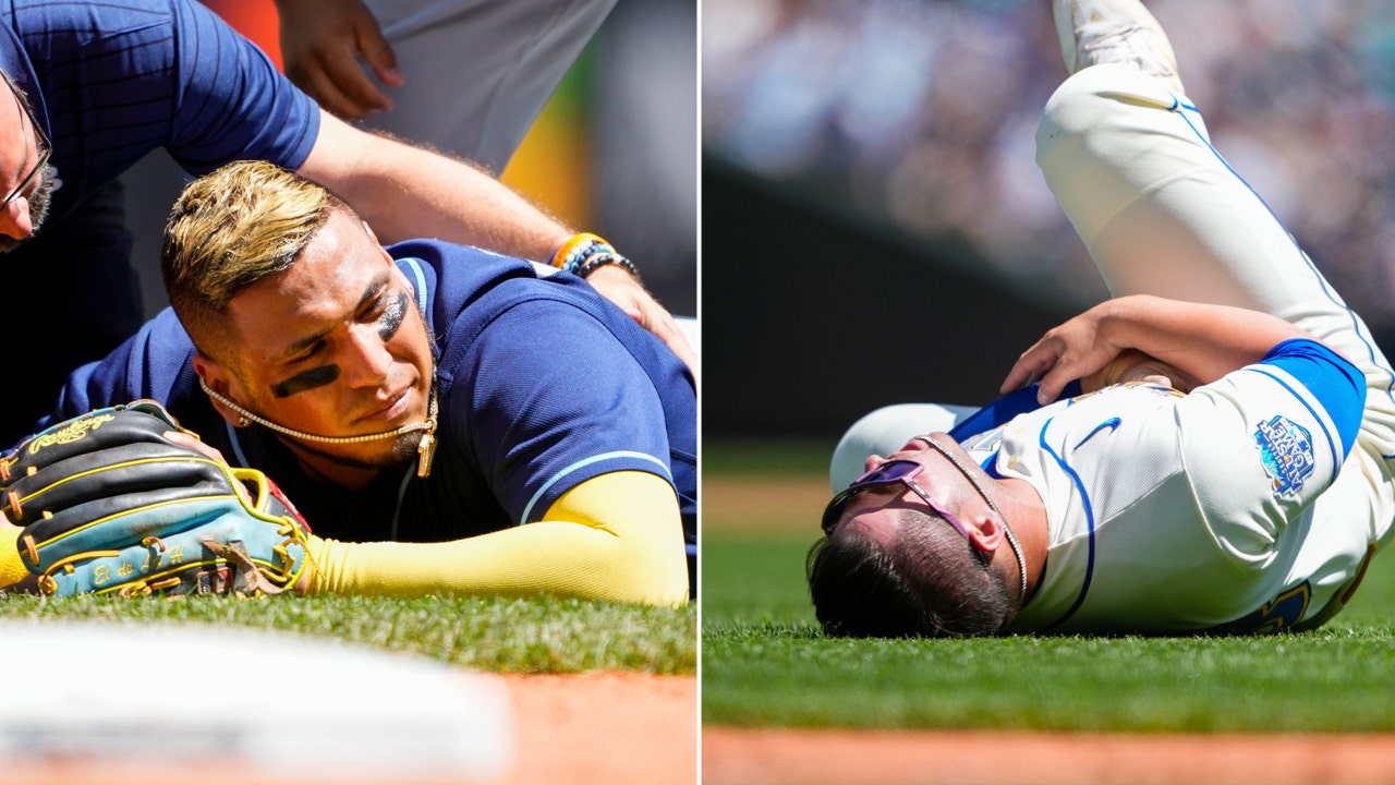 St. Petersburg, FL. USA; Tampa Bay Rays third baseman Isaac Paredes (17)  fields a ball hit to the infield and throws to first for the out during a  ma Stock Photo - Alamy