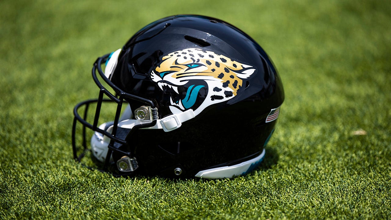 jaguars helmet