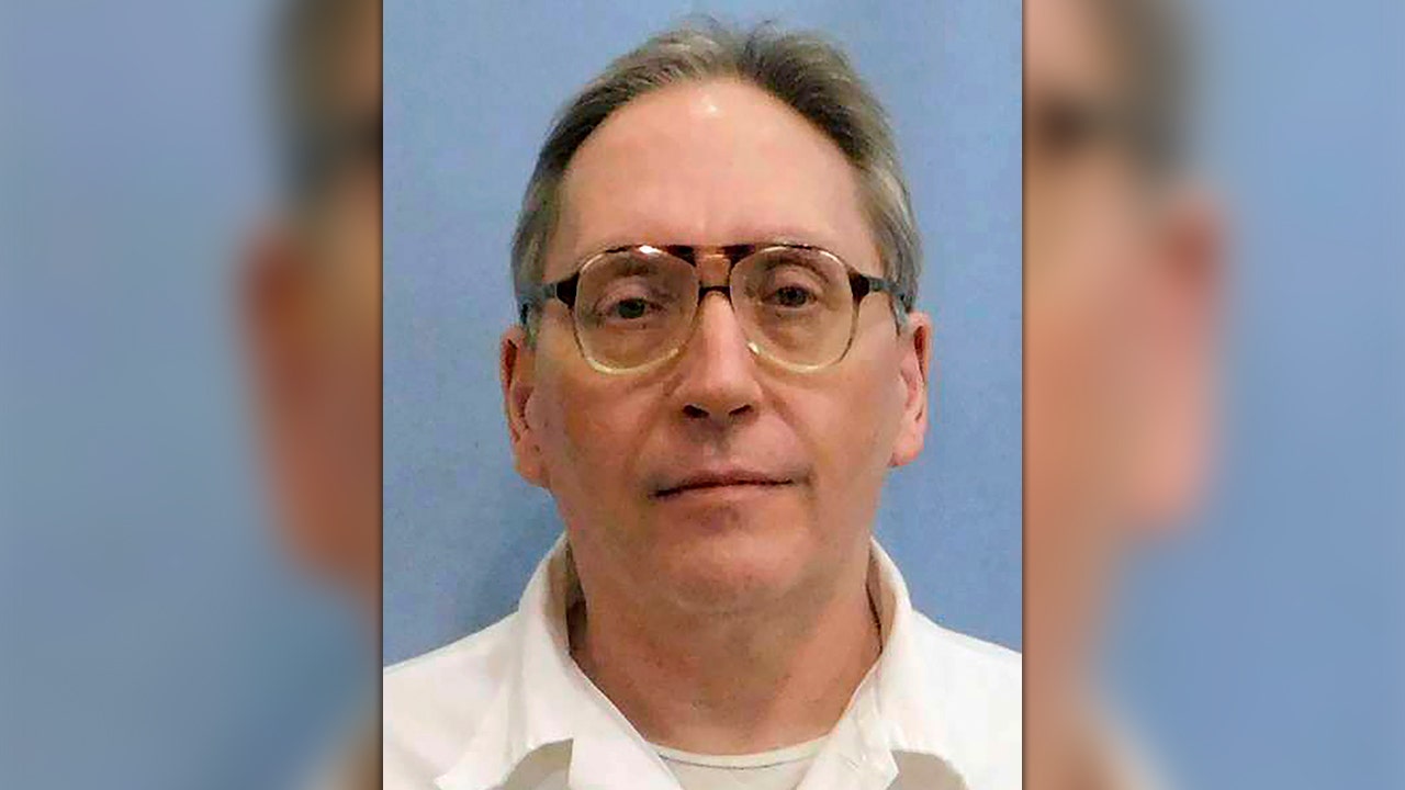 Alabama executes James Barber by lethal injection for 'heinous, atrocious and cruel' murder of Dorothy Epps