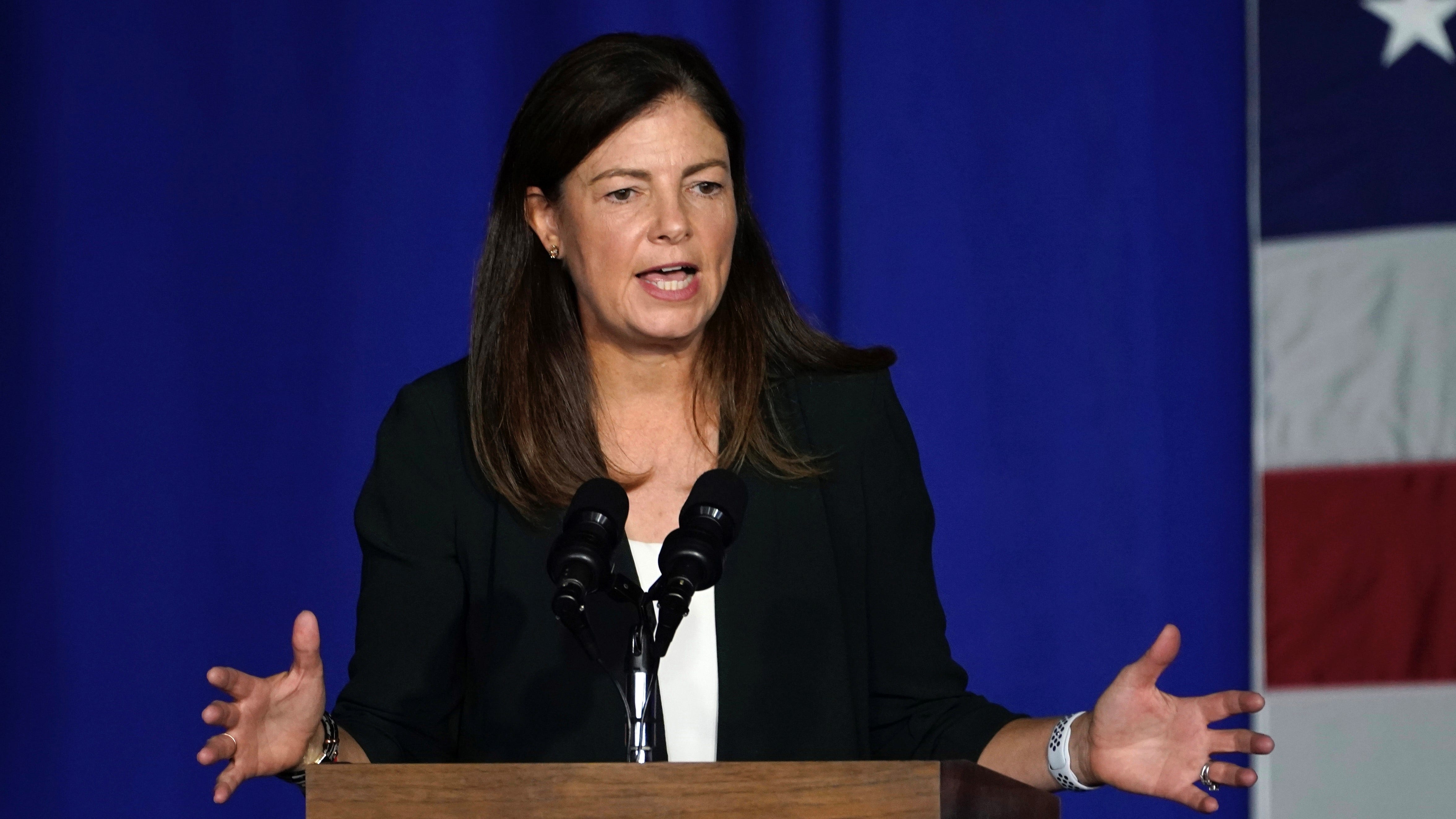 Kelly Ayotte launches 2024 run for New Hampsihre governor