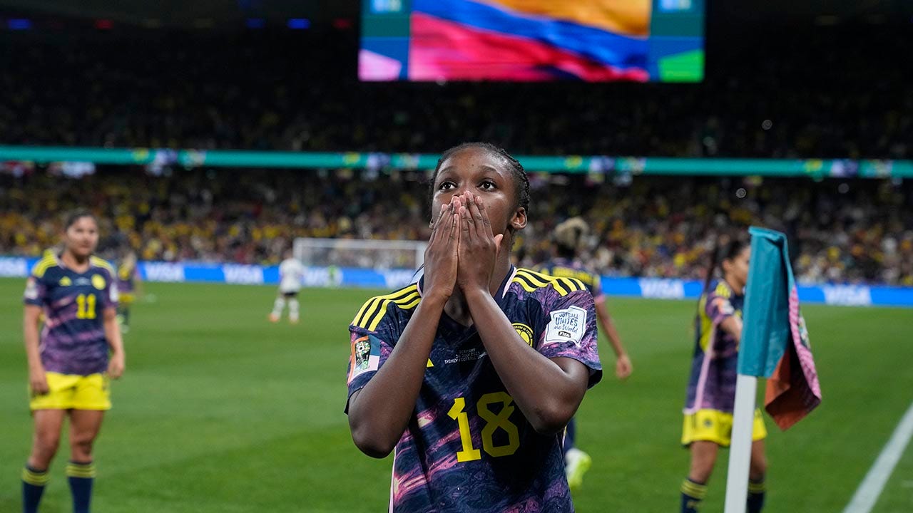 Linda Caicedo blows a kiss to the crowd