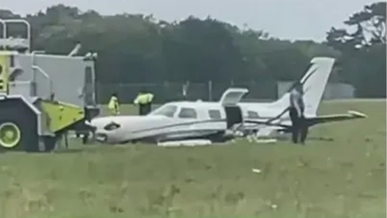 Mysterious plane unnerves Clintonville