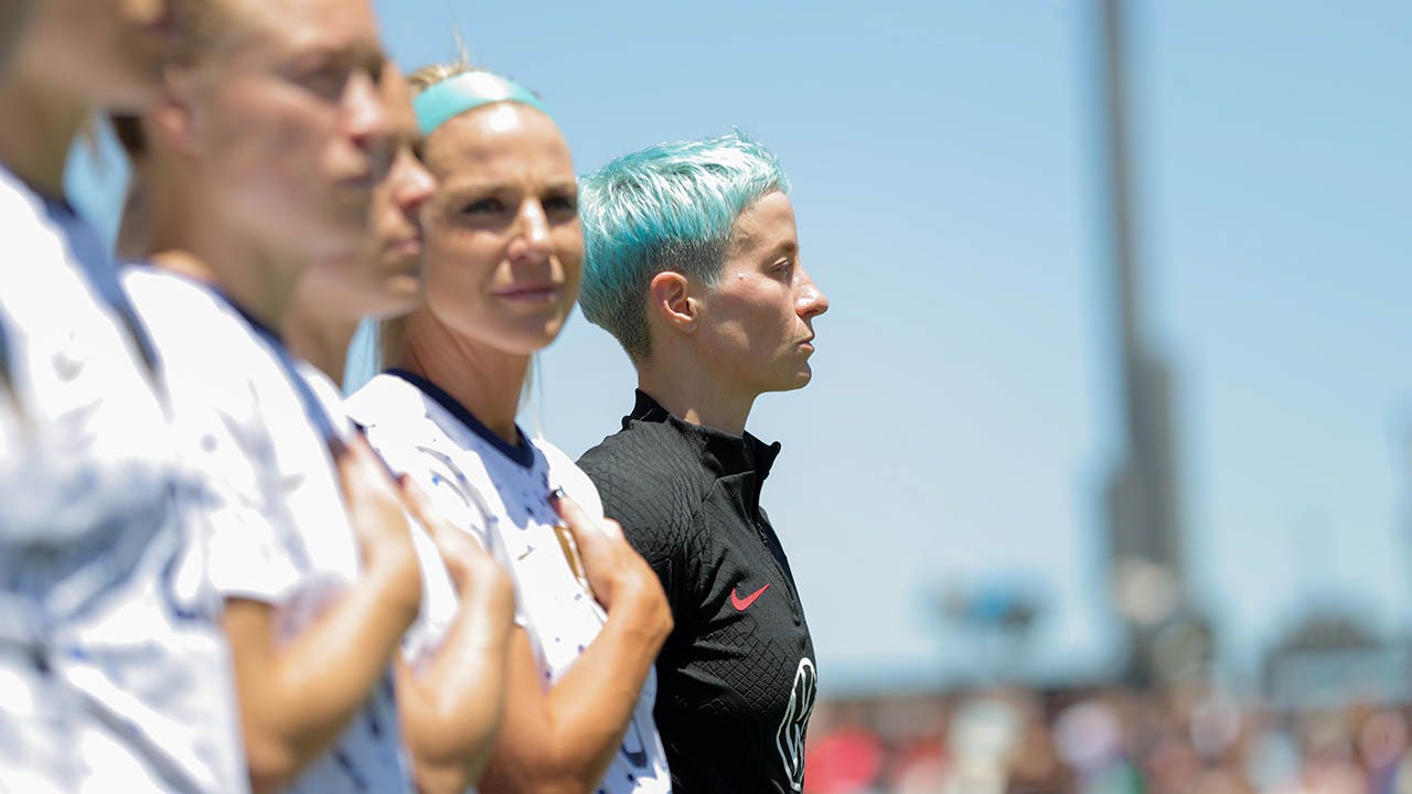 Us Soccer Star Megan Rapinoe Would Support Trans Athlete On Uswnt 