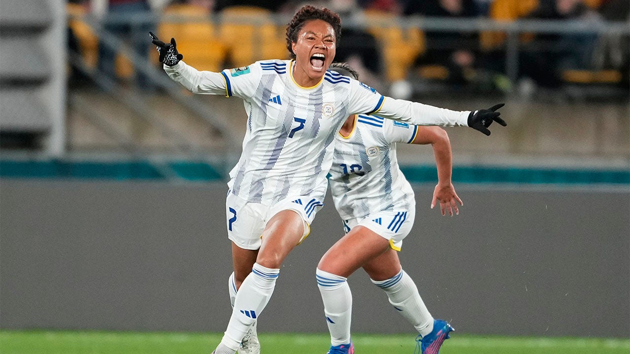 Sarina Bolden reacts after scoring goal