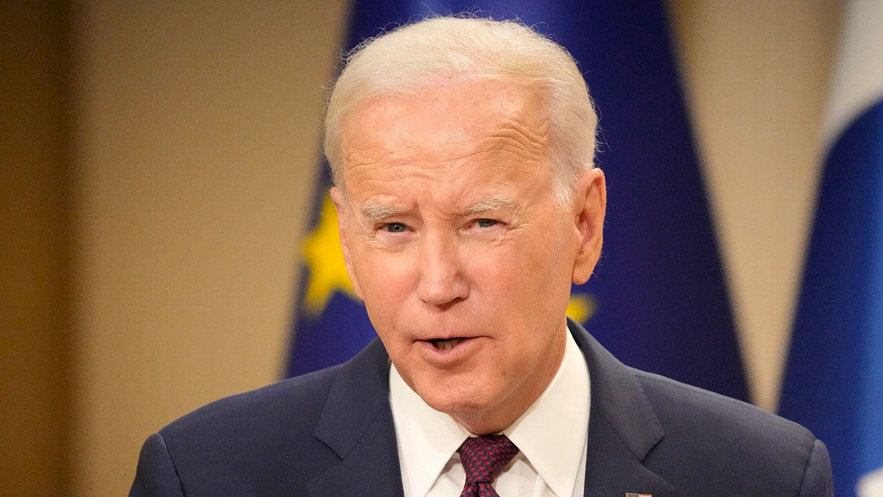 Biden autoriza a los militares a utilizar hasta 3.000 reservistas para aumentar las fuerzas estadounidenses en Europa