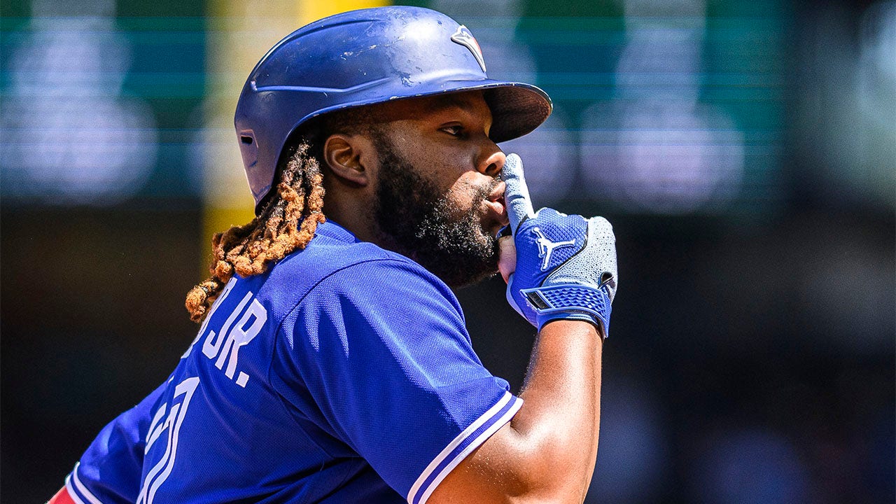 Vladimir Guerrero Jr. redondea las bases