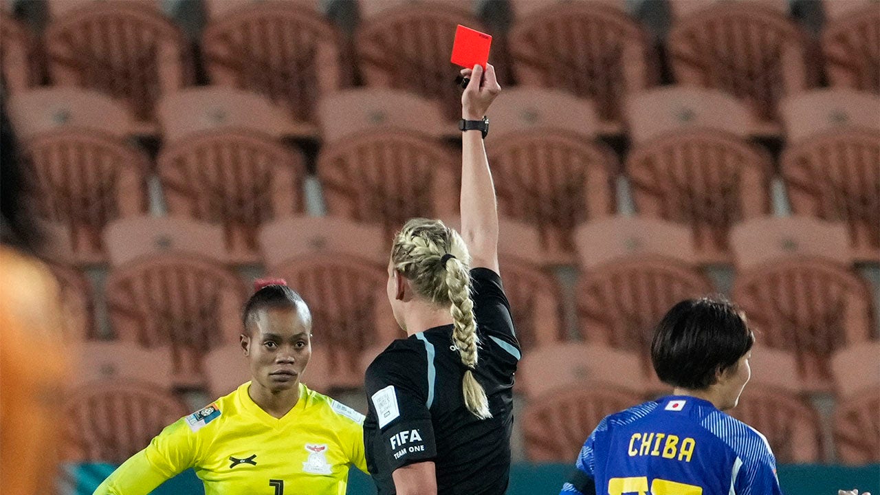 Referee red card to Catherine Musonda