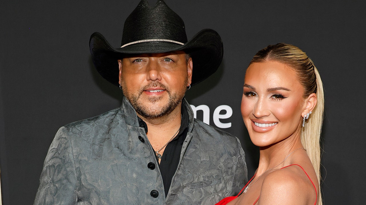 Brittany, Jason Aldean’s Wife, Commends Fans for Their Support Amidst ‘Small Town’ Criticism