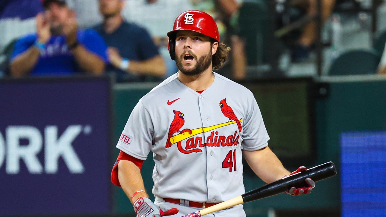 Cardinals' Alec Burleson ejected after blowing up on umpire whose  questionable calls led to double play