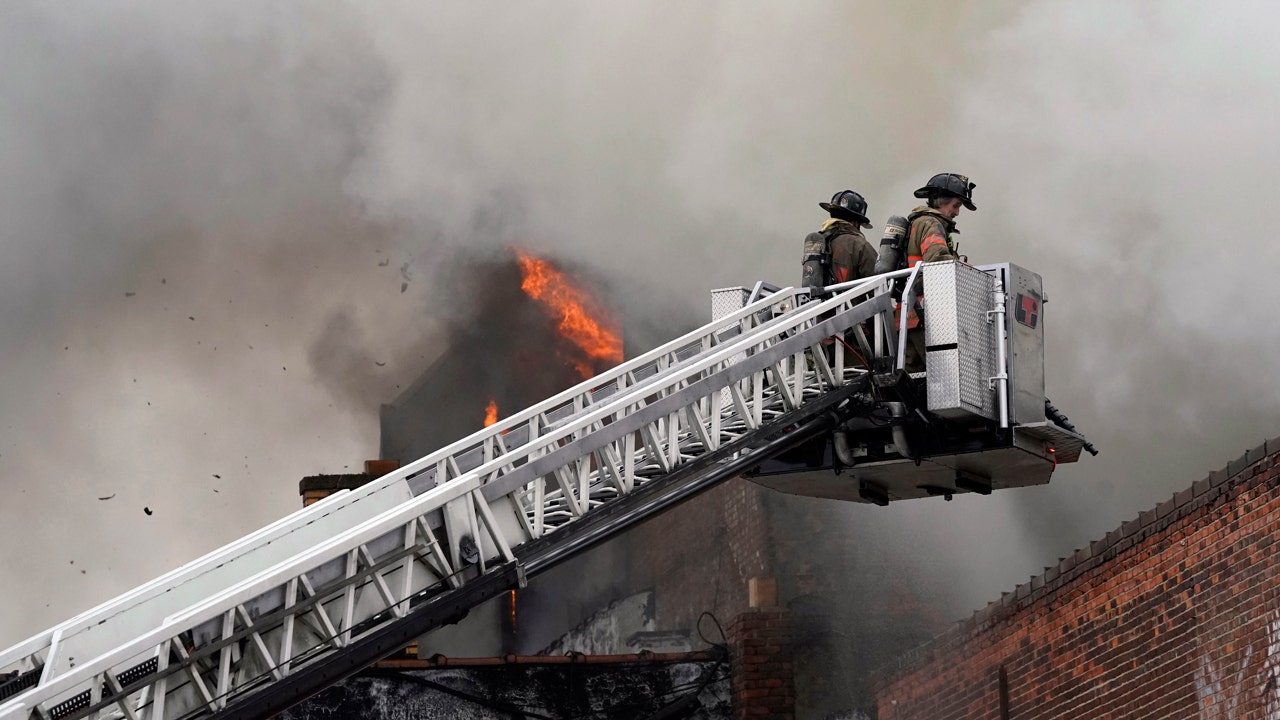 No charges in Buffalo blaze that killed firefighter: 'stupid but not criminal'