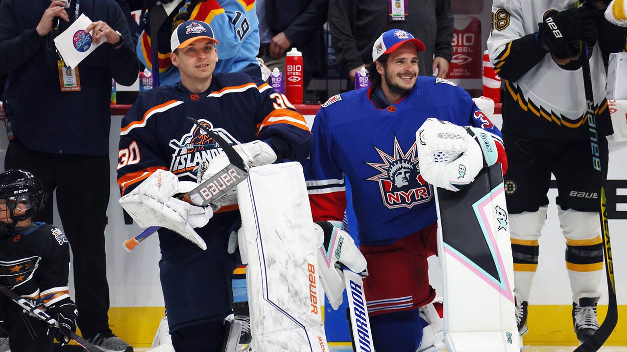 Watch This NY Islanders' Heartwarming Tribute to Former Goalie