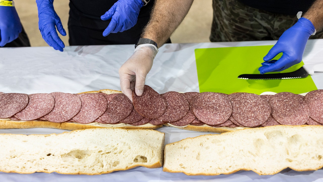 150-foot bologna sandwich unveiled at Pennsylvania fair