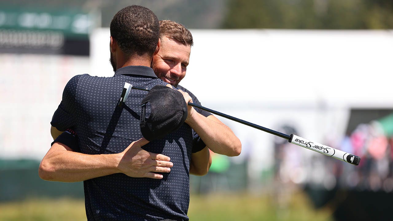 Mardy Fish congratulates Steph Curry on winning the American Century Championship