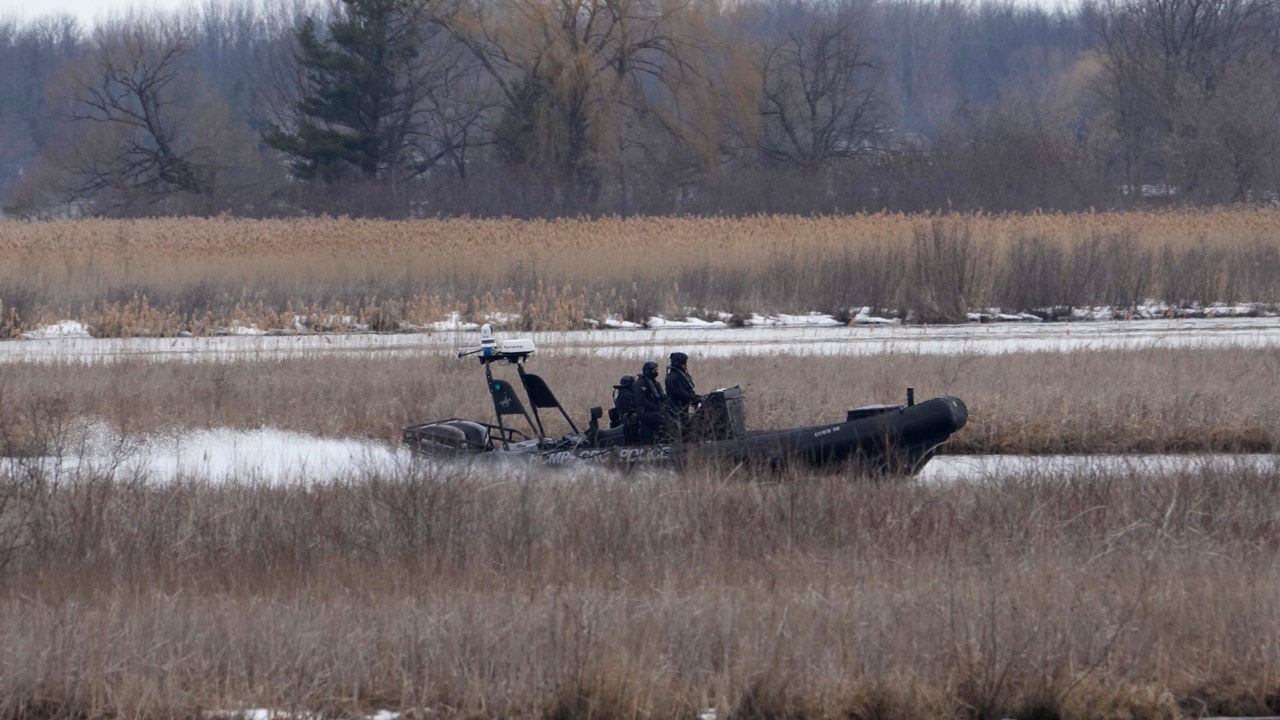 Boat searching area around St. Lawrence River