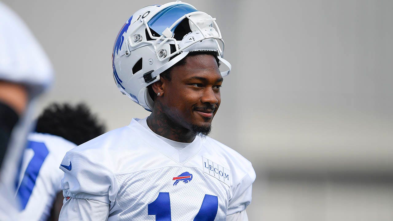 Bills' Stefon Diggs clears the air - 'Only focus is winning' - ESPN