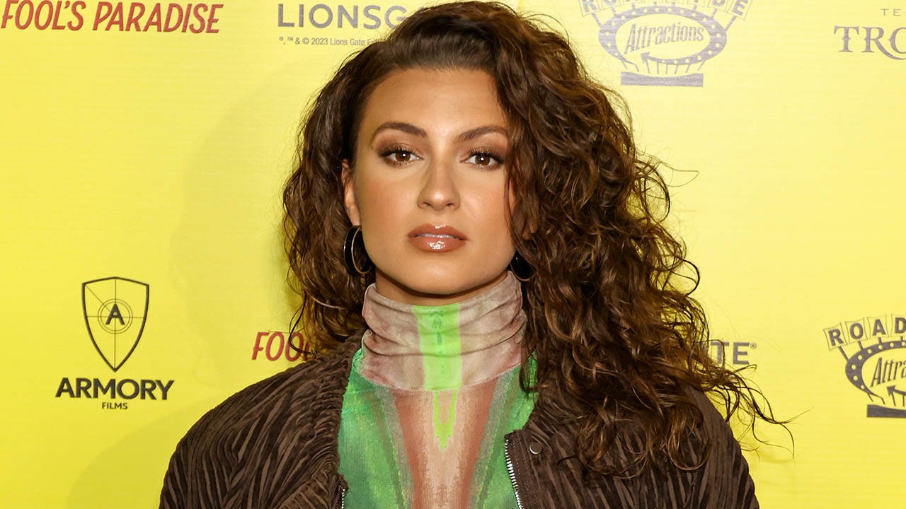 Grammy-winning gospel singer Tori Kelly ‘feeling stronger’ after reportedly being hospitalized for blood clots