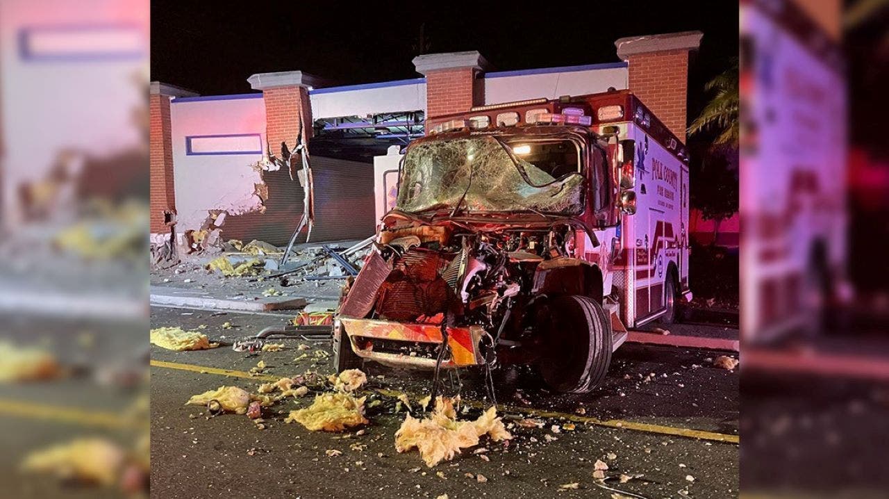 Florida first responders hospitalized after ambulance crash in Lakeland: police