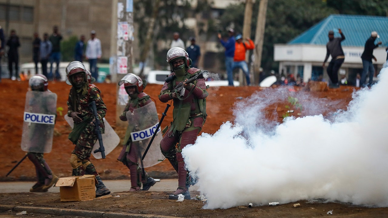 News :Kenyan official claims dead bodies were planted to accuse police of using excessive force during protests