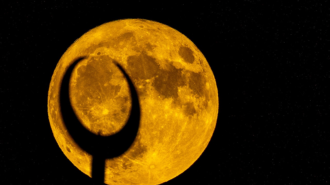 August Sturgeon supermoon amazes scientists and onlookers ahead of rare