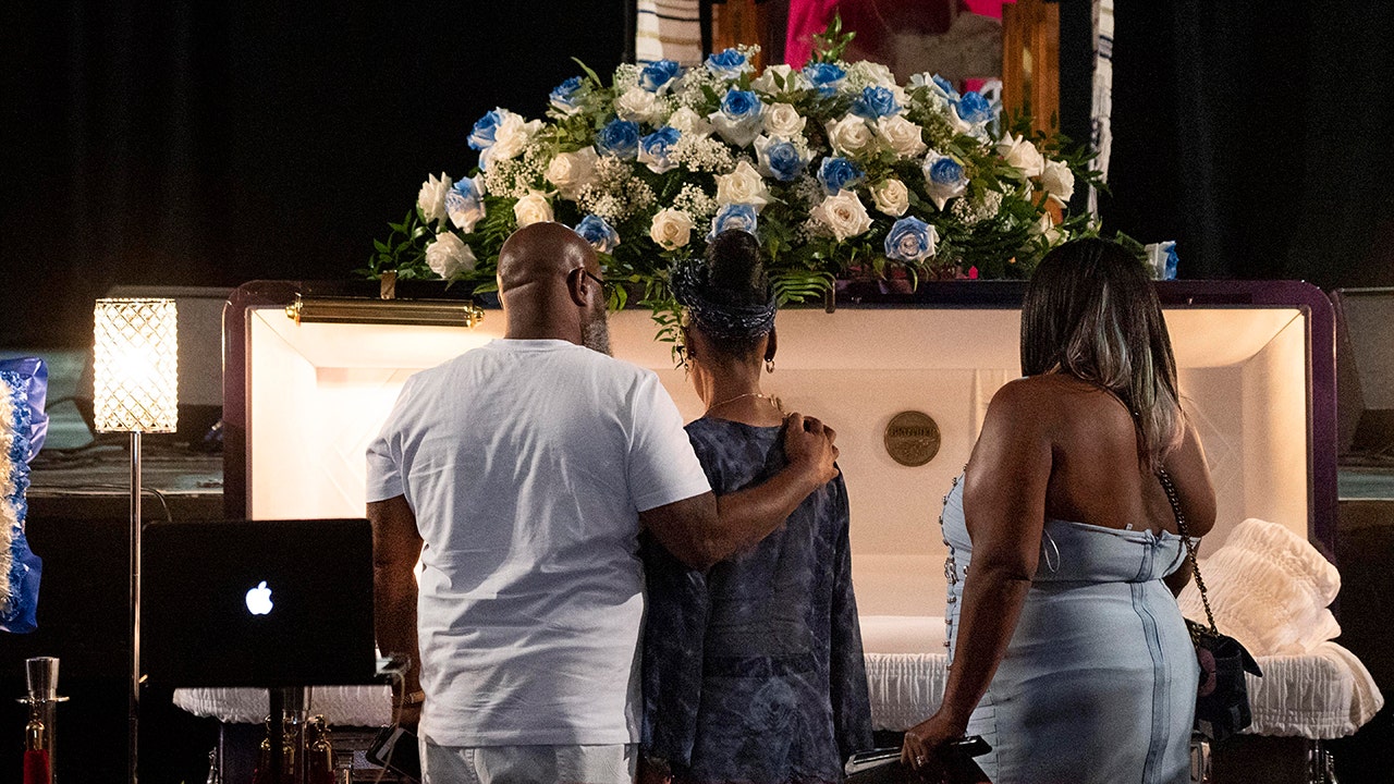 17-year-old NY man indicted on hate-crime murder charge in fatal stabbing of O'Shae Sibley