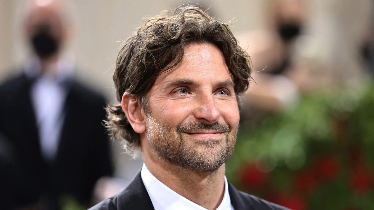 Leonard Bernstein's Family Respond After Bradley Cooper Accused Of  'Jewface' In New Biopic