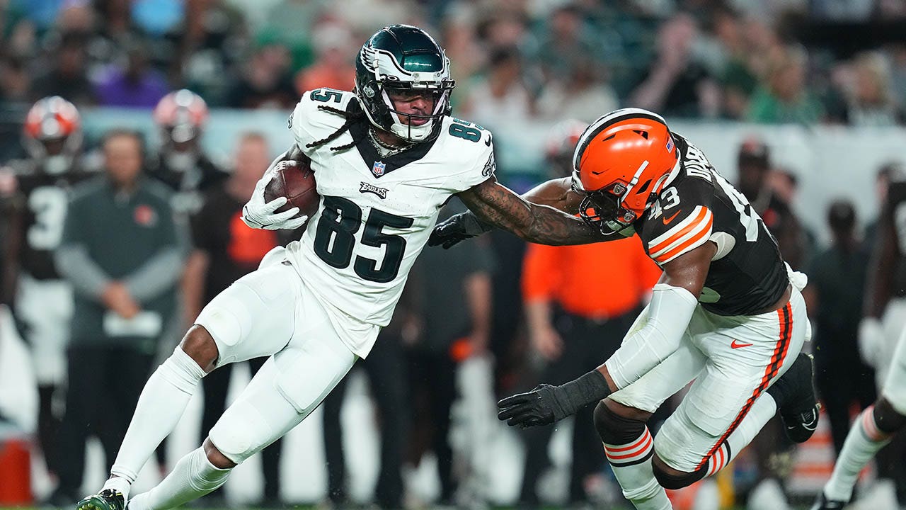 Eagles' Tyrie Cleveland, Moro Ojomo carted off the field with neck injuries in preseason game