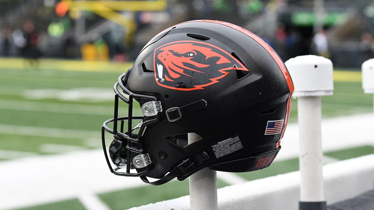 Oregon State s best Option Is rebuilding The Pac 12 Beavers AD 