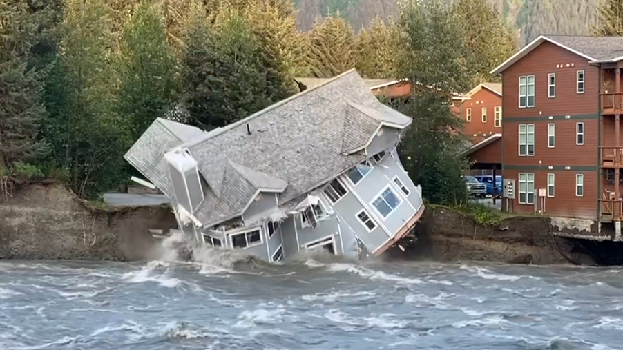 News :Video shows house in Juneau, Alaska, collapsing into flooded Mendenhall River