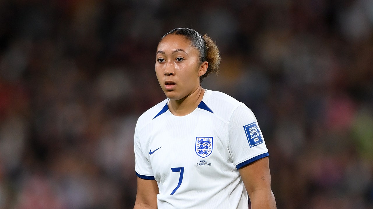 England star Lauren James gets red card for violent conduct after