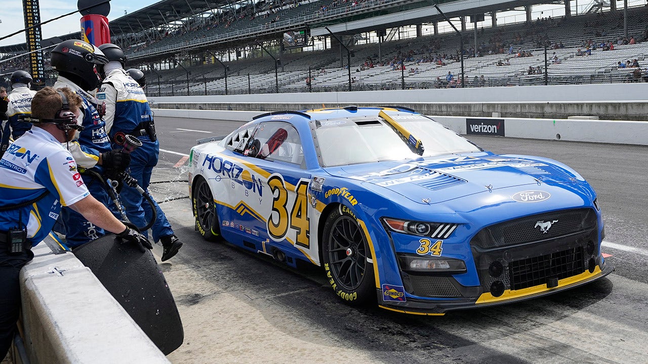 Michael McDowell pits