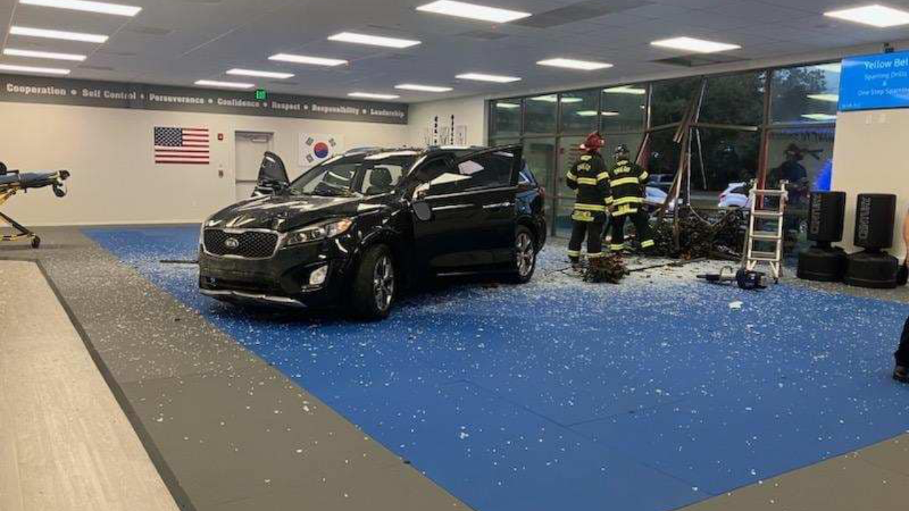 Car crashes into Florida Taekwondo school in the middle of class, 5 injured: Officials