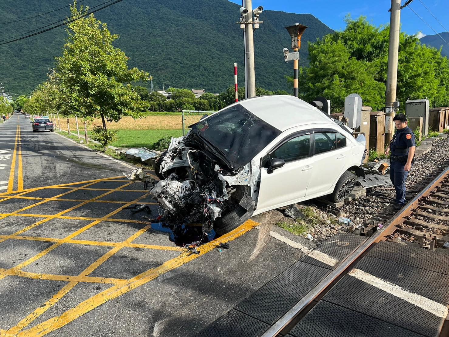 Dramatic video shows drunk driver smashing into speeding train