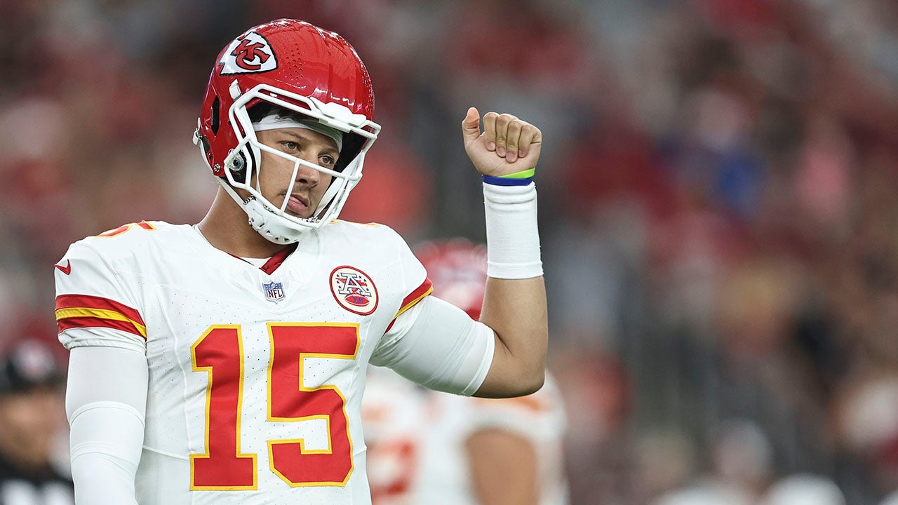 Kansas City Chiefs quarterback Patrick Mahomes jokes around for